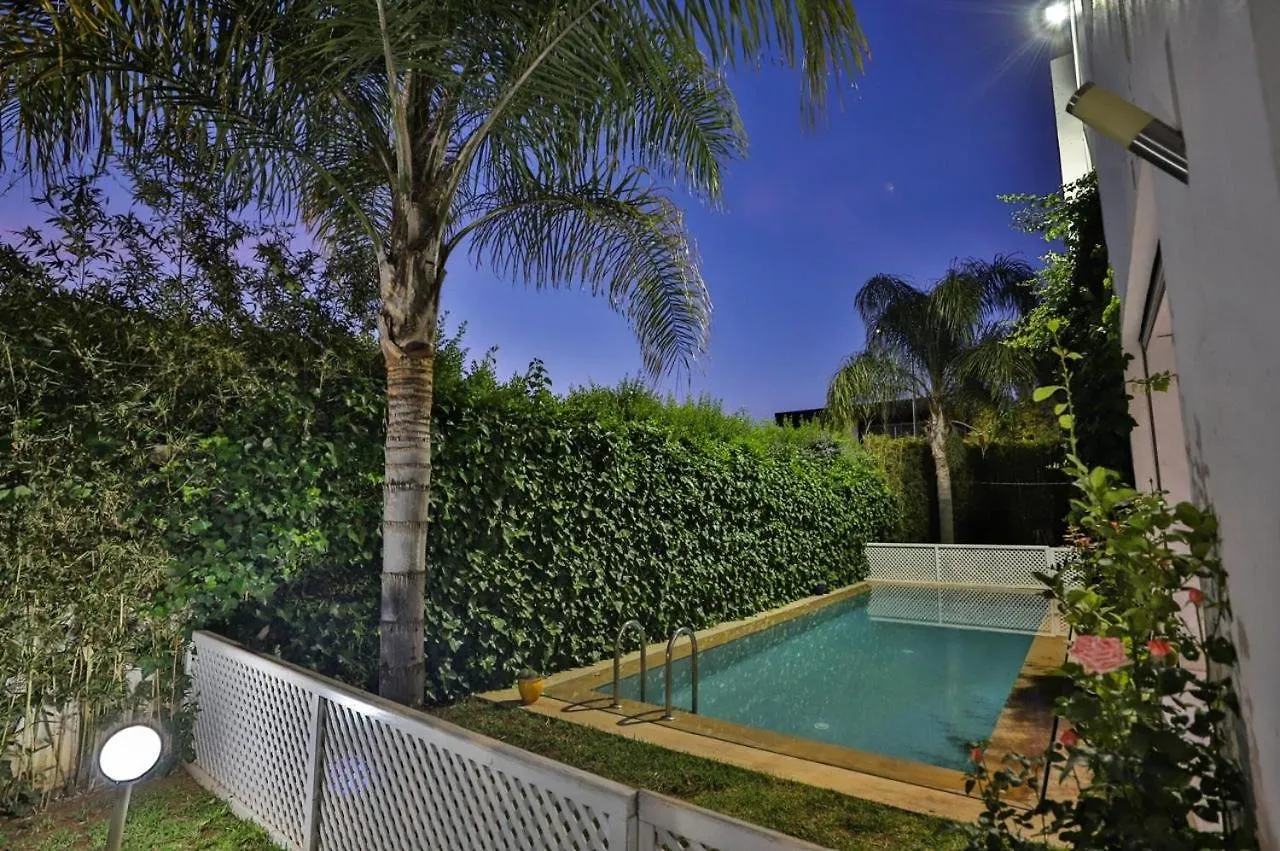 Villa Familiale Moderne Avec Piscine Fes
